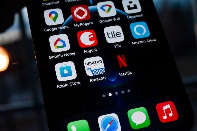 A dominância da App Store e do Google Play prejudica desenvolvedores e usuários. A última vítima foi o Telegram
