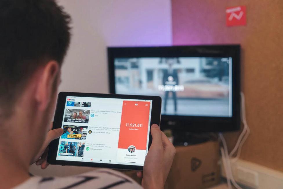 YouTube 推出 30 秒不可跳过广告，重现用户曾经试图逃离的电视体验
