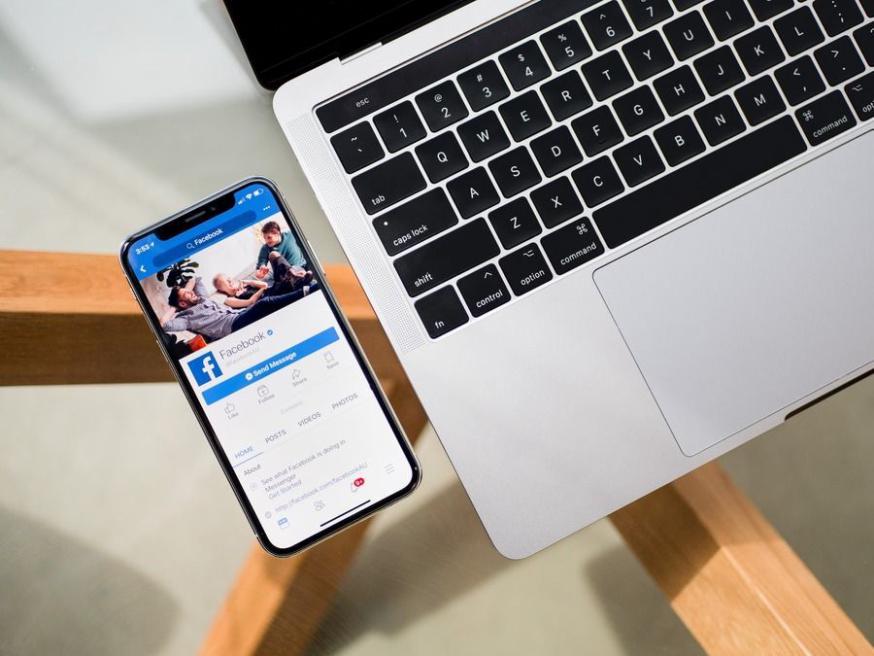 【AdGuardニュース】WhatsAppとBraveが新プライバシー機能を導入、ハッカーがFacebook広告を悪用、トヨタが再び情報漏洩