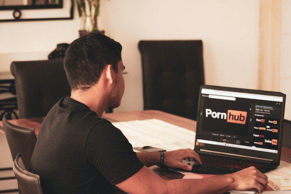 Amenaza a la privacidad: sitios pornográficos en EE. UU. exigen ID de usuarios